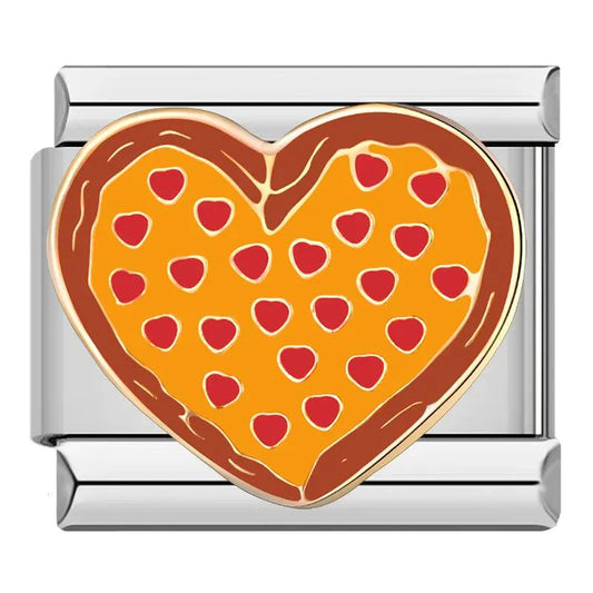 Pizza de corazón, sobre fondo plateado